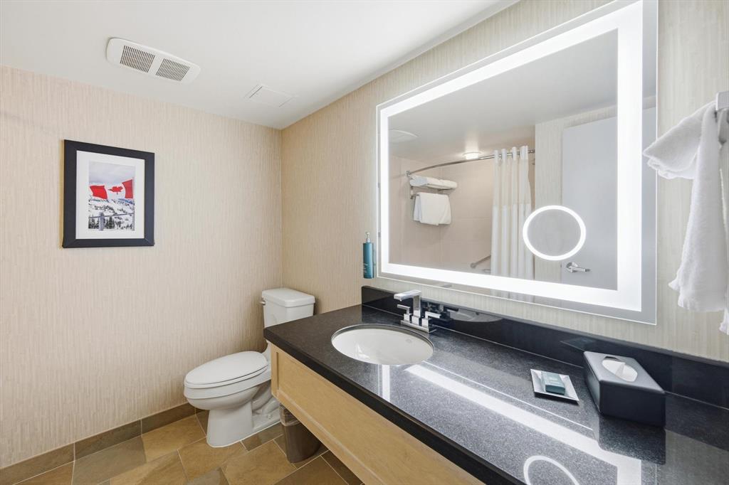 #709/711 – 4050 Whistler Way