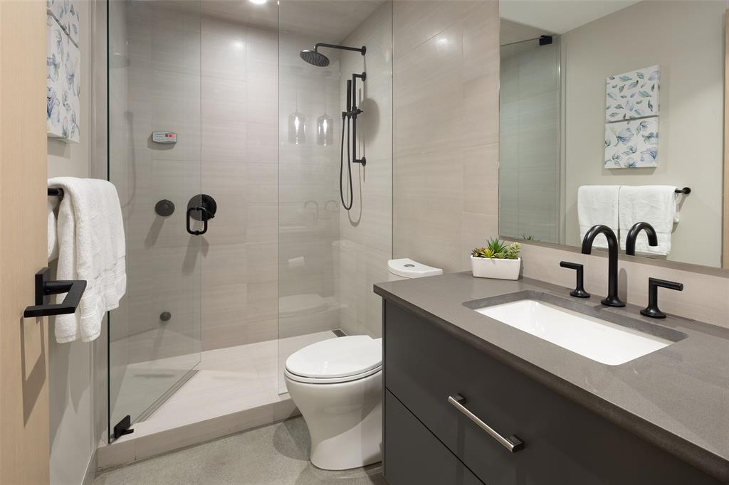 #8 – 1350 Cloudburst Drive