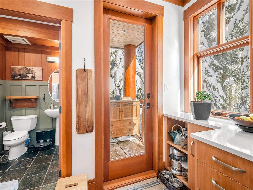 #23 – 2324 Taluswood Place