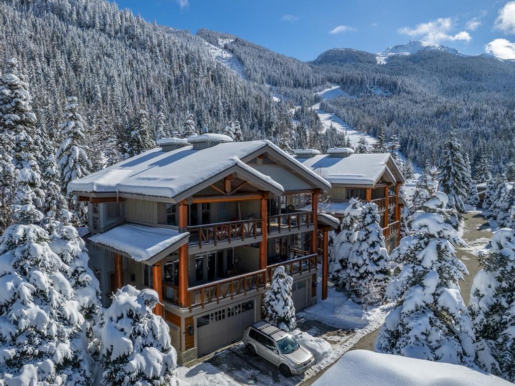 #23 – 2324 Taluswood Place