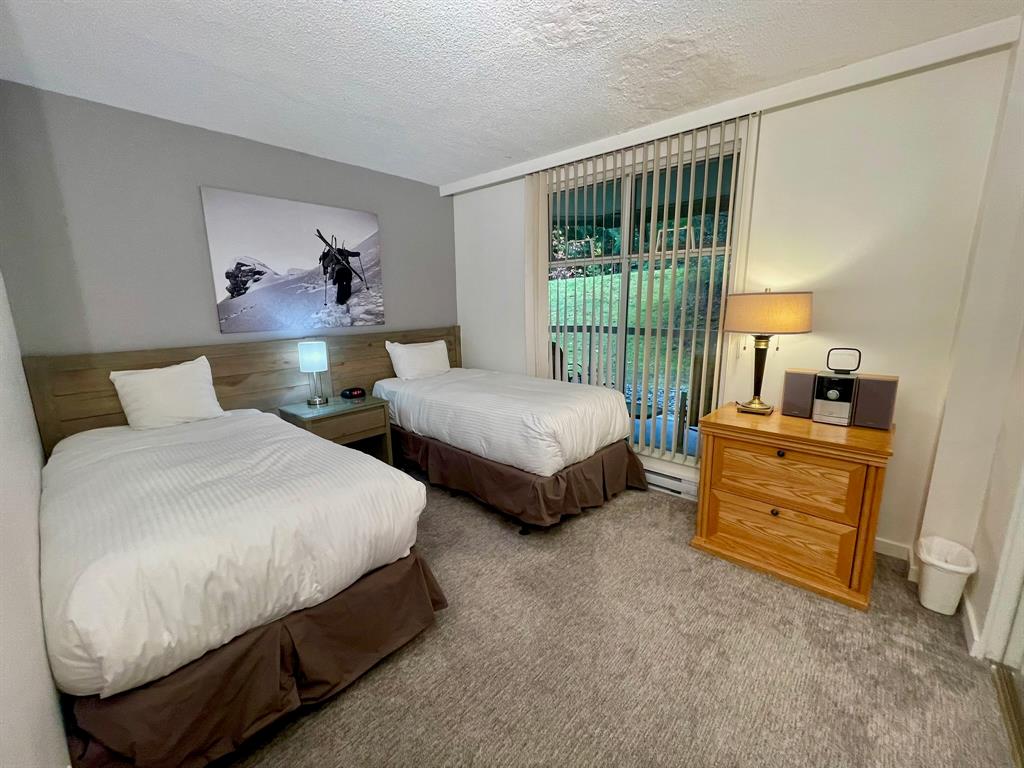 #220 – 4910 Spearhead Place