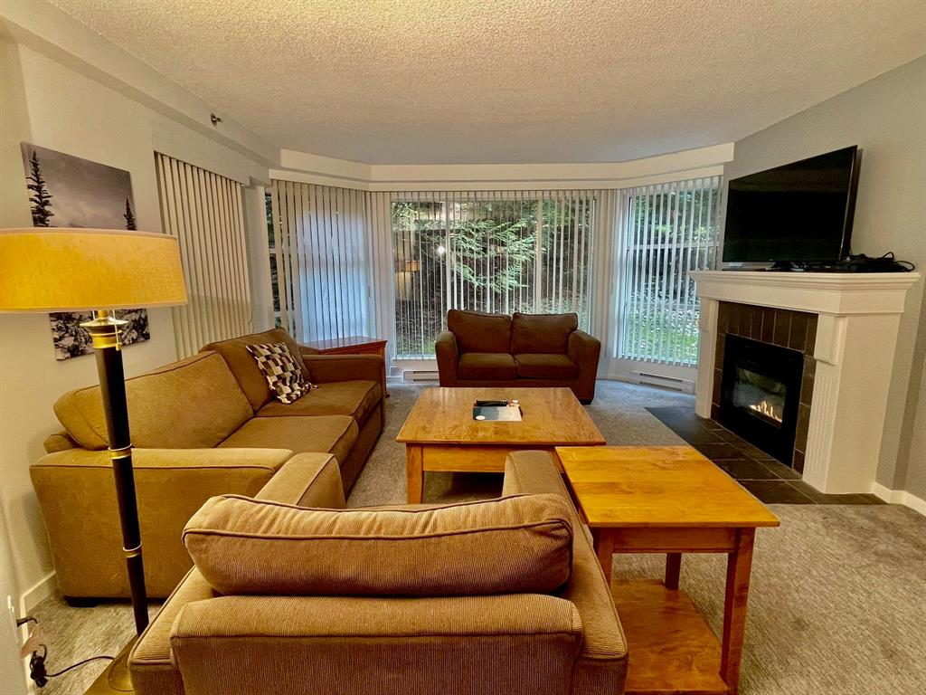 #220 – 4910 Spearhead Place