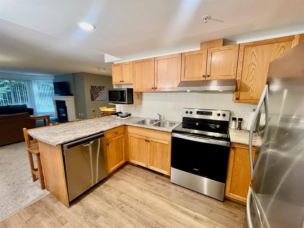 #220 – 4910 Spearhead Place