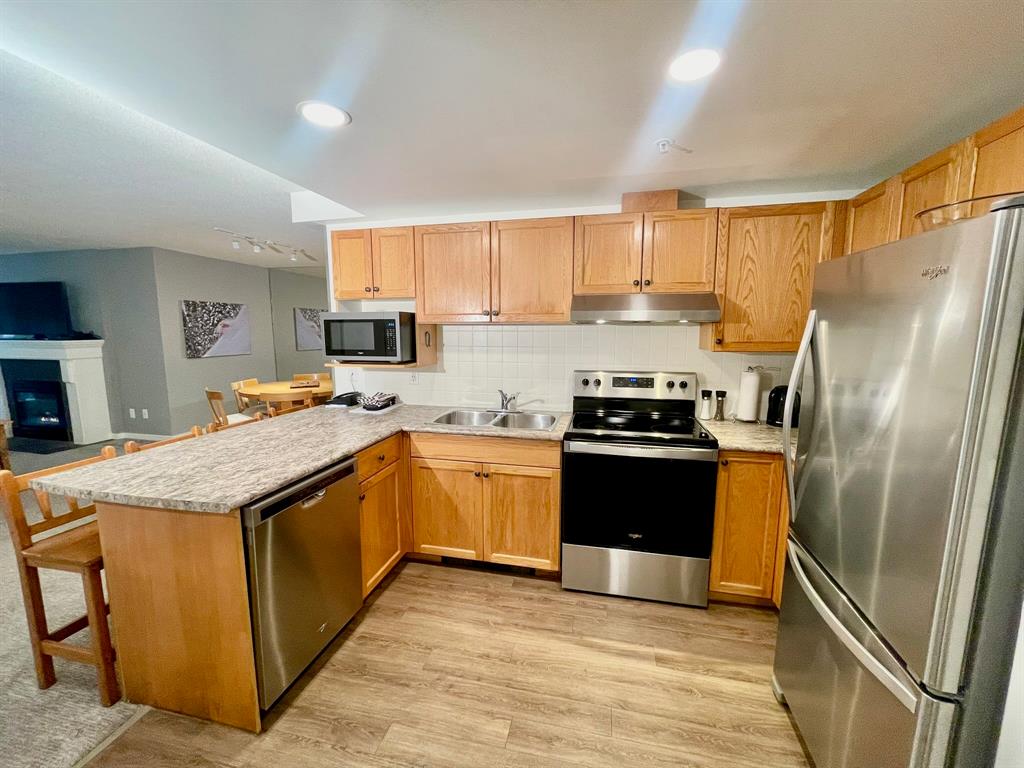 #220 – 4910 Spearhead Place