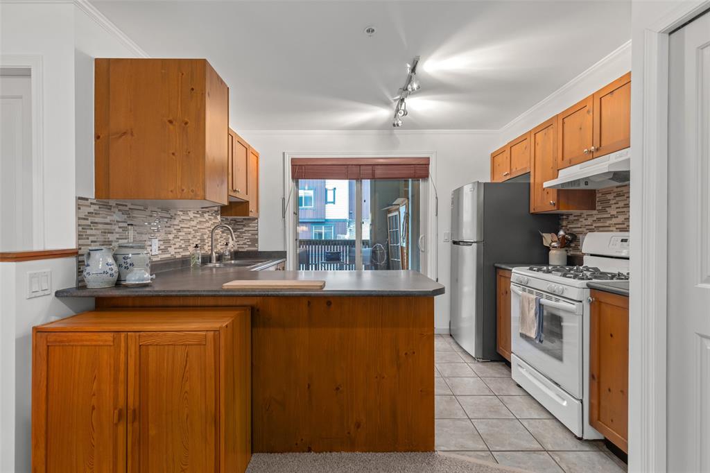 #9 – 1444 Vine Road