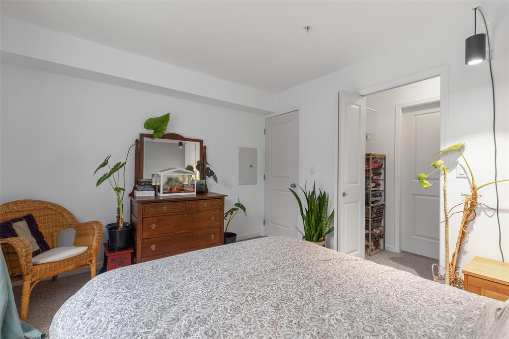 #9 – 1444 Vine Road