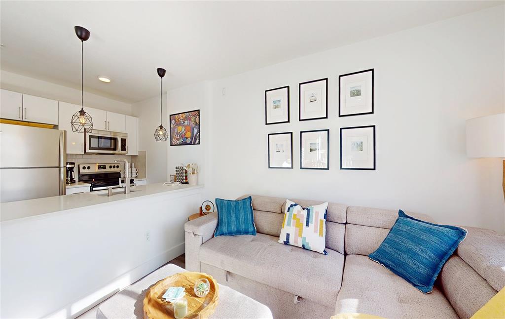 #449 – 4314 Main Street