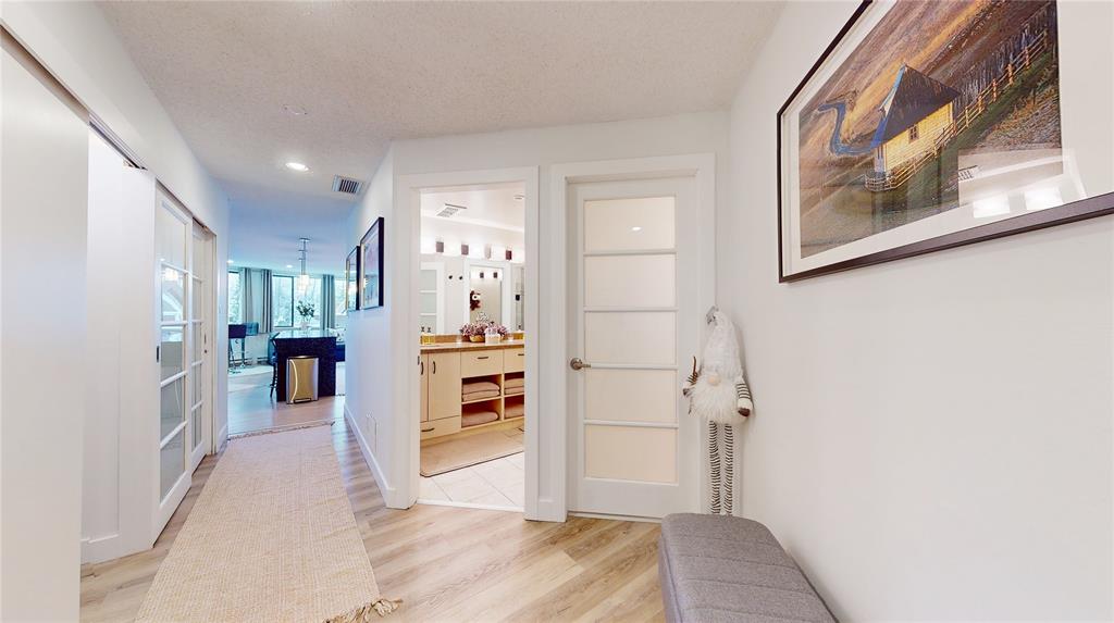 #301 – 4111 Golfers Approach