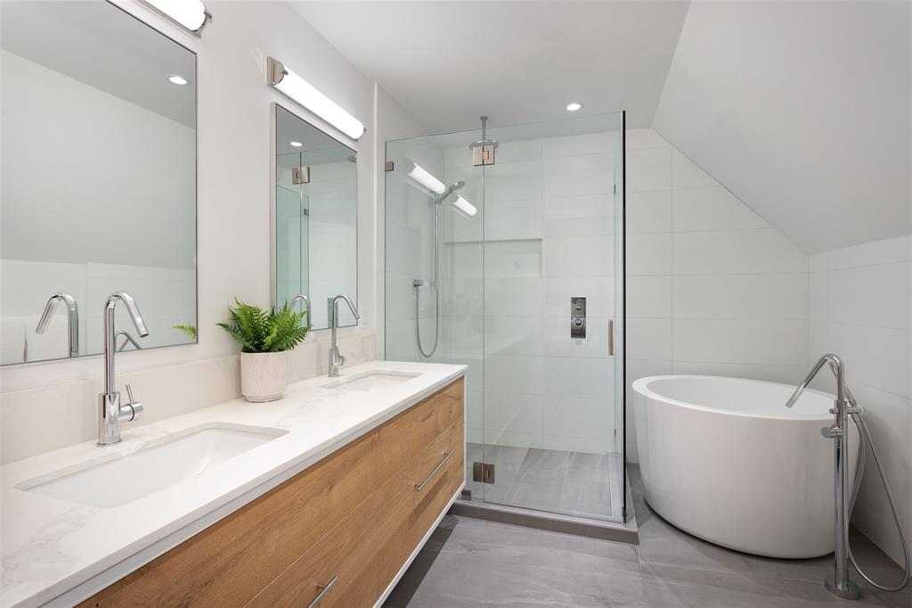 #26 – 4705 Glacier Drive