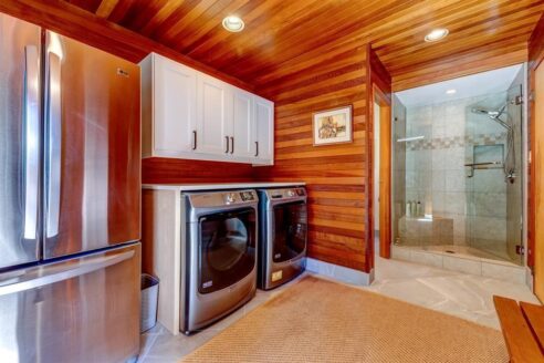 8512 Drifter Way, Haus Dorle, for Marie O'Connor real estate.