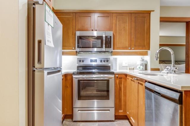 #206 G3 – 4653 Blackcomb Way