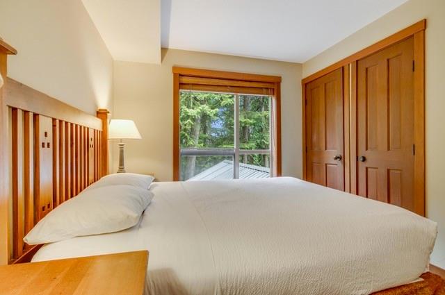 #206 G3 – 4653 Blackcomb Way