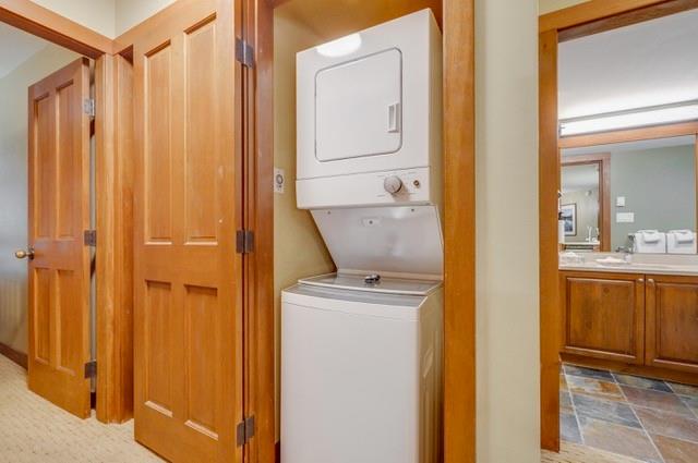 #206 G3 – 4653 Blackcomb Way