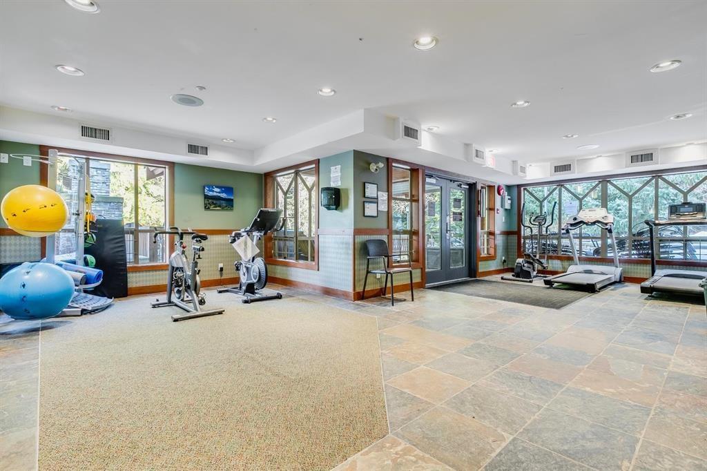 #206 G3 – 4653 Blackcomb Way