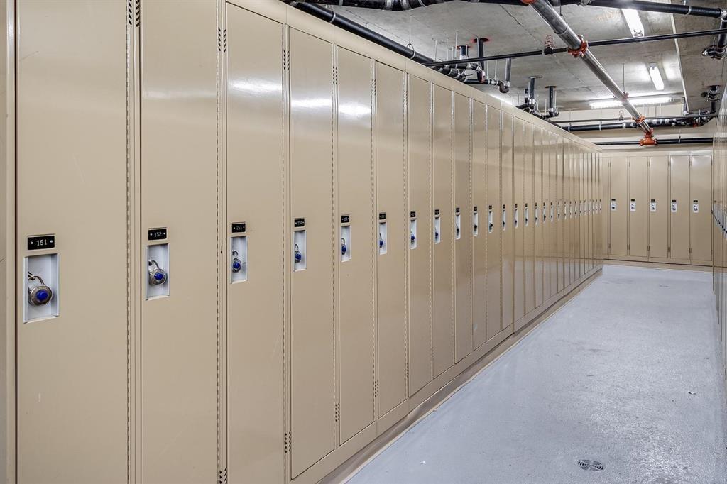 #206 G3 – 4653 Blackcomb Way