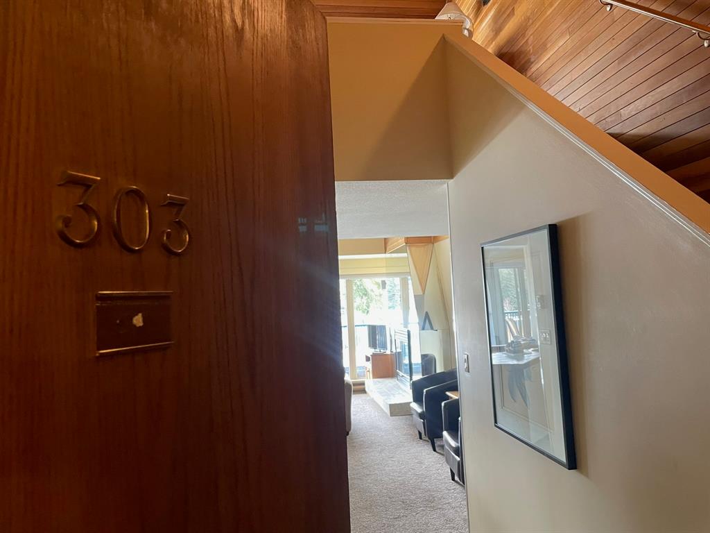 #203 – 4321 Village Gate Boulevard