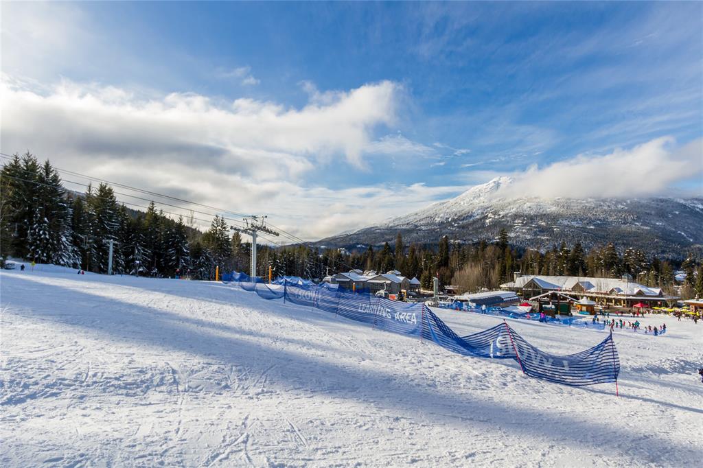 #116 – 4800 Spearhead Drive