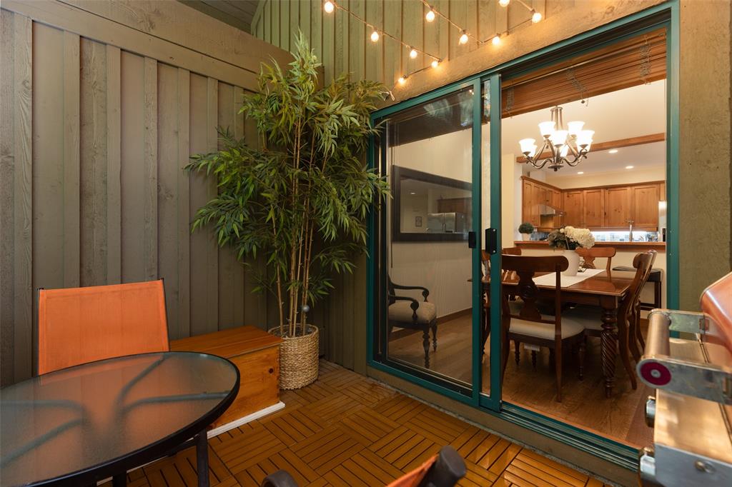 #43D – 4652 Blackcomb Way