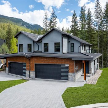 1730 River Run Place