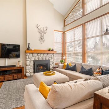 #13 – 4644 Blackcomb Way