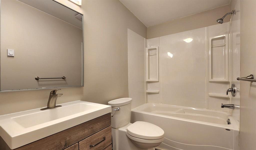 9304 Upper Lillooet River FSR