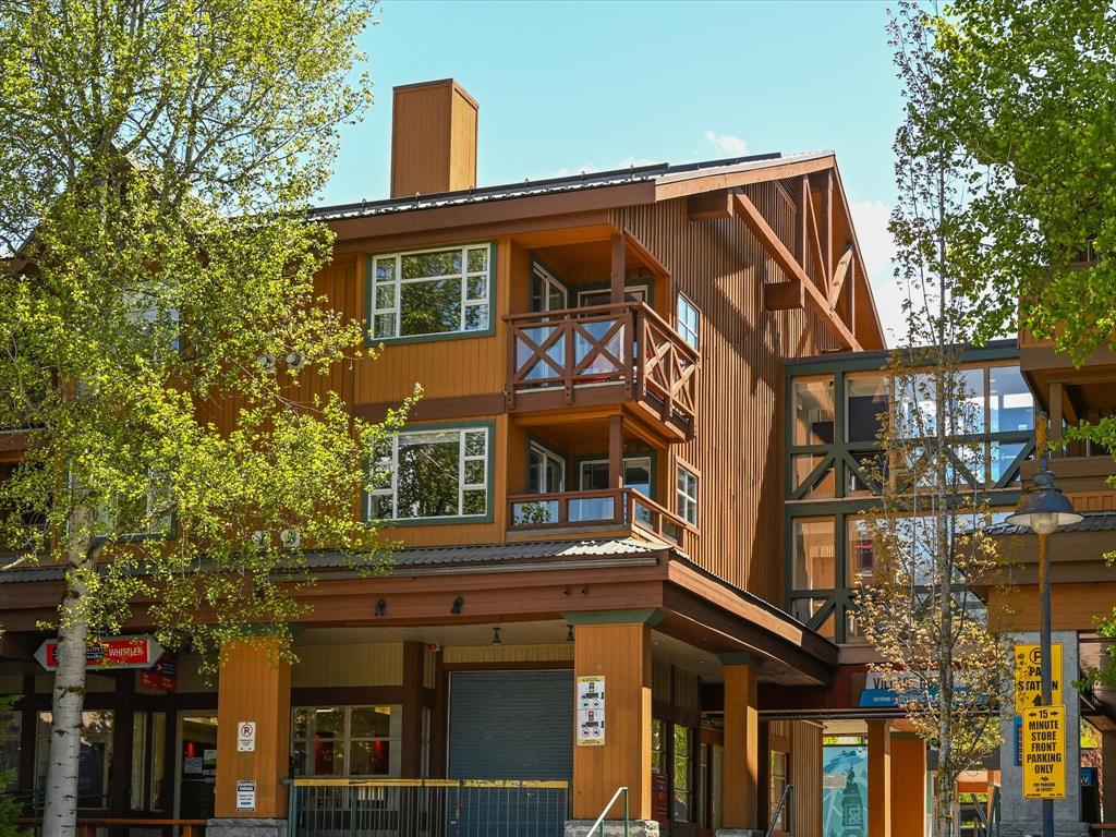 #326 – 4360 Lorimer Road