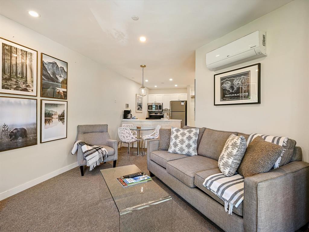 #326 – 4360 Lorimer Road