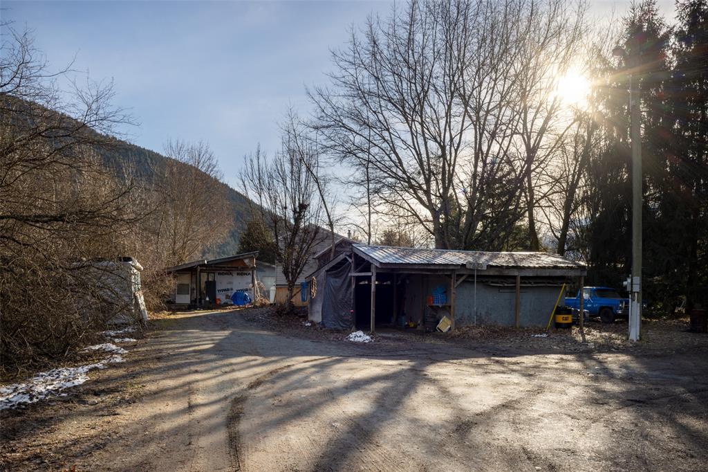 7636 Pemberton Meadows Road