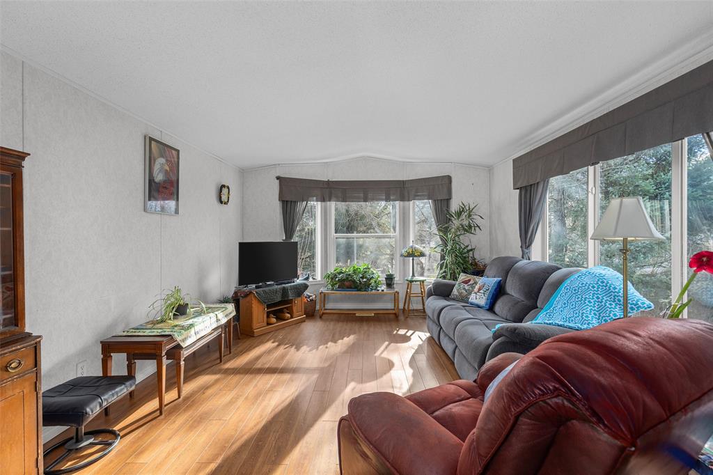 7636 Pemberton Meadows Road