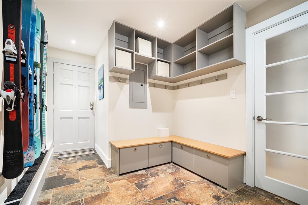 3114 St. Moritz Crescent