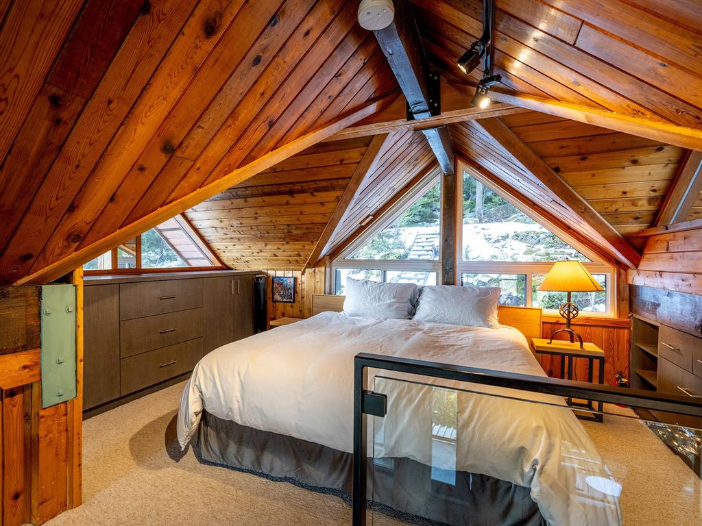 8706 Wedgeview Place