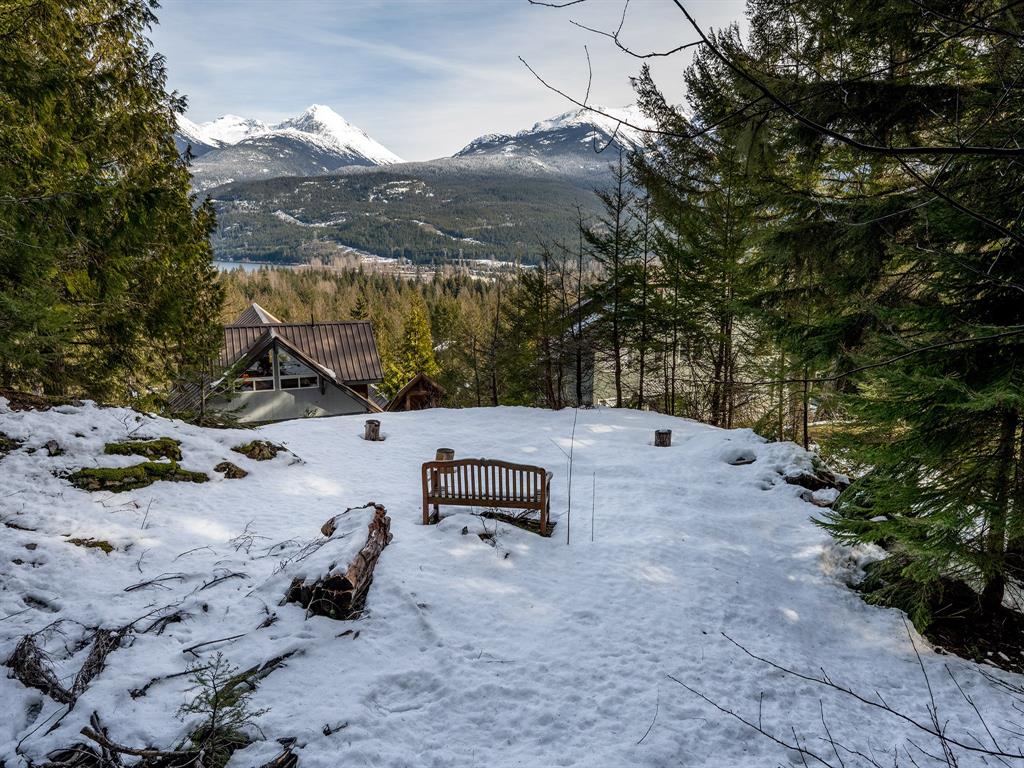 8706 Wedgeview Place