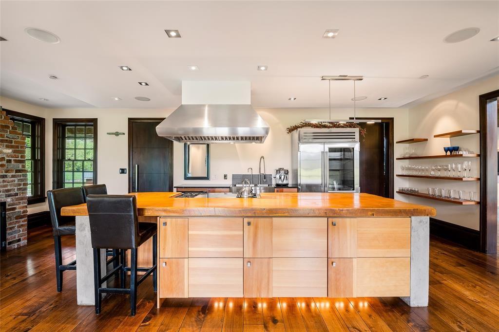 9115 Pemberton Meadows Road