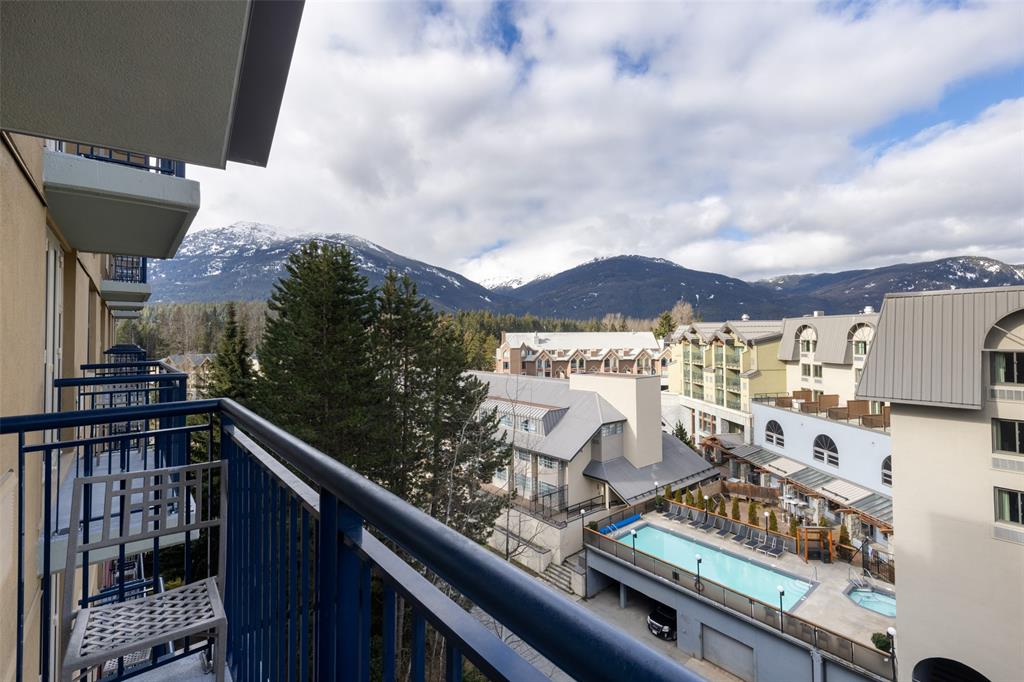 #613 – 4050 Whistler Way