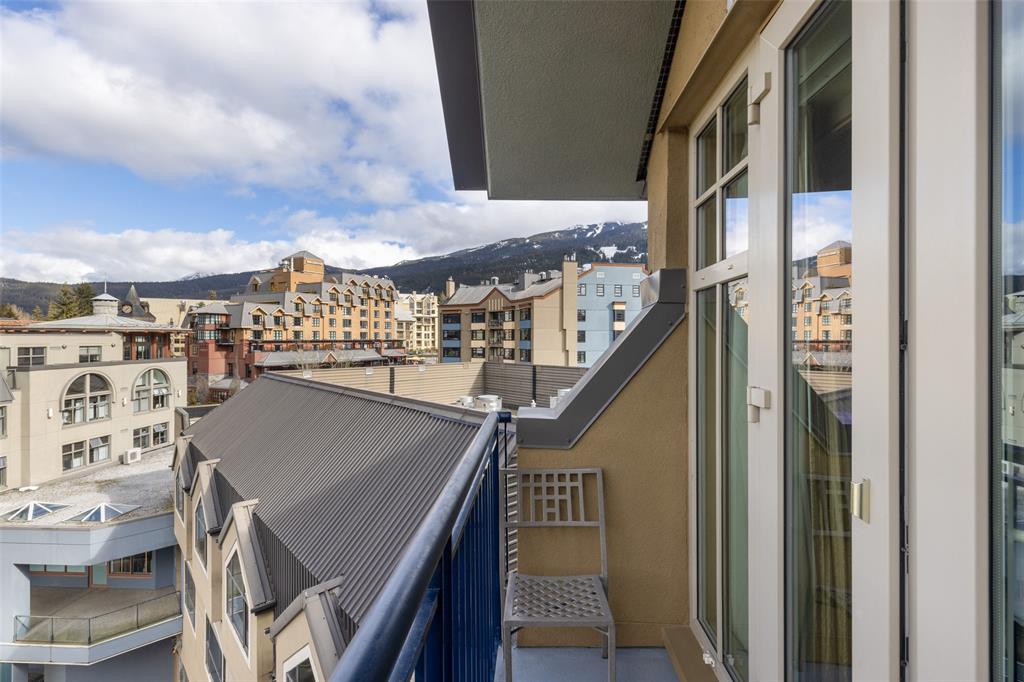 #613 – 4050 Whistler Way