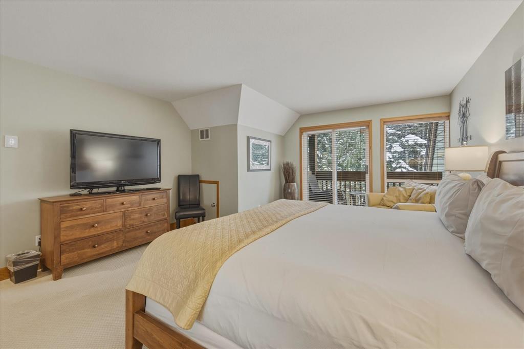 #8 – 4628 Blackcomb Way