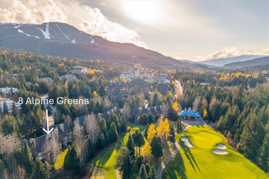 #8 – 4628 Blackcomb Way