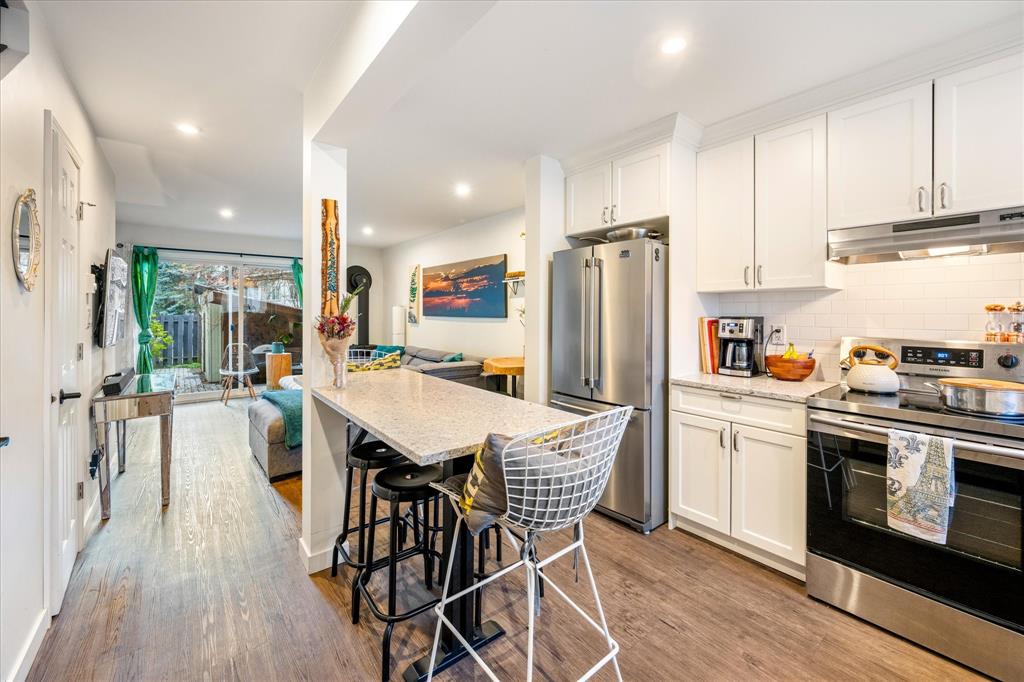 #17 – 1470 Laurel Street