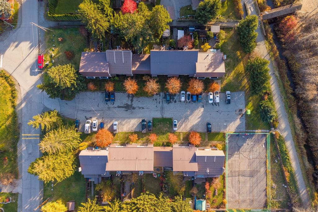 #17 – 1470 Laurel Street