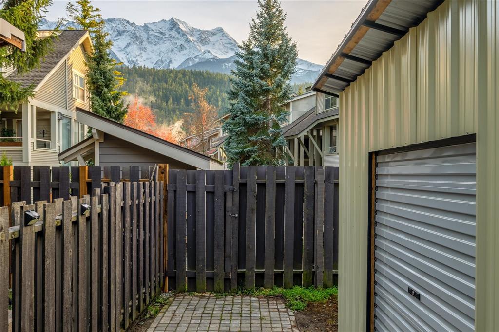 #17 – 1470 Laurel Street