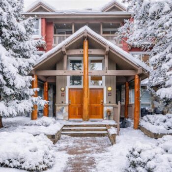 #16 – 4385 Northlands Boulevard