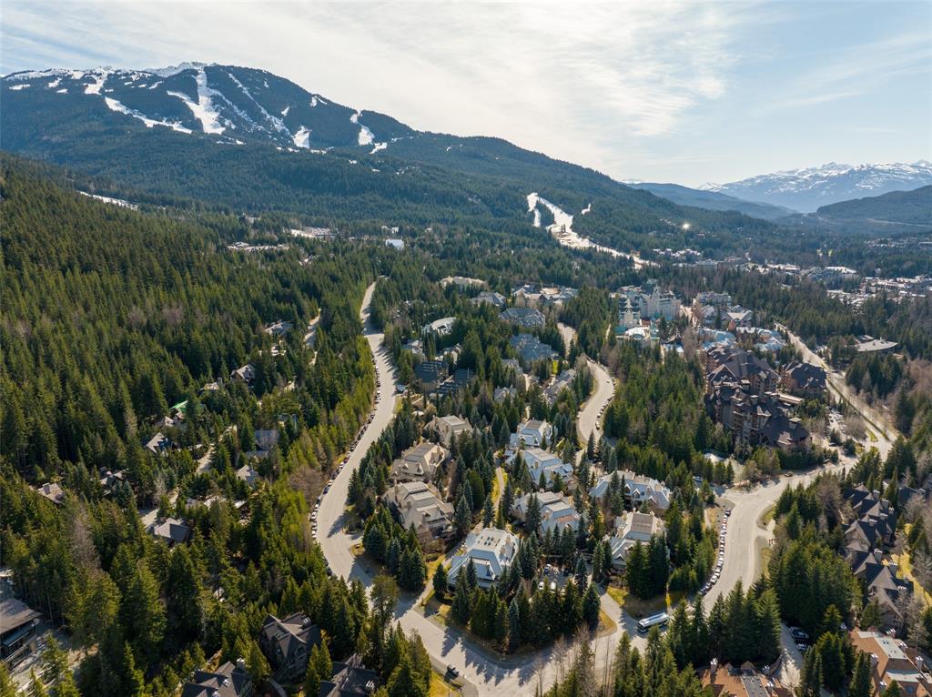 #8 – 4857 Painted Cliff Road