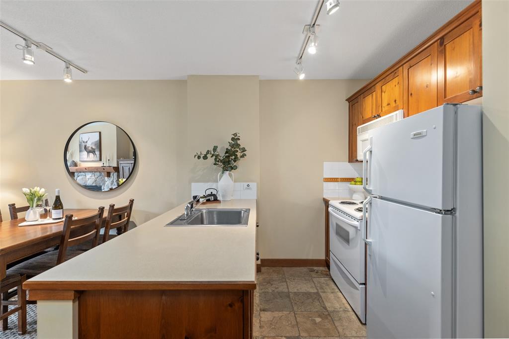 #511 – 4660 Blackcomb Way