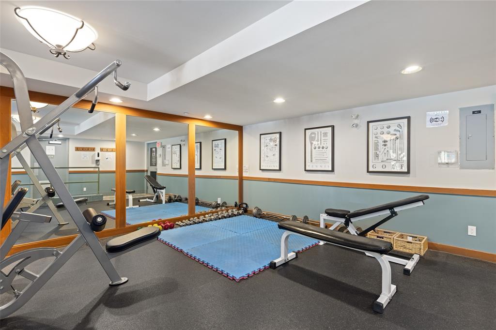 #511 – 4660 Blackcomb Way