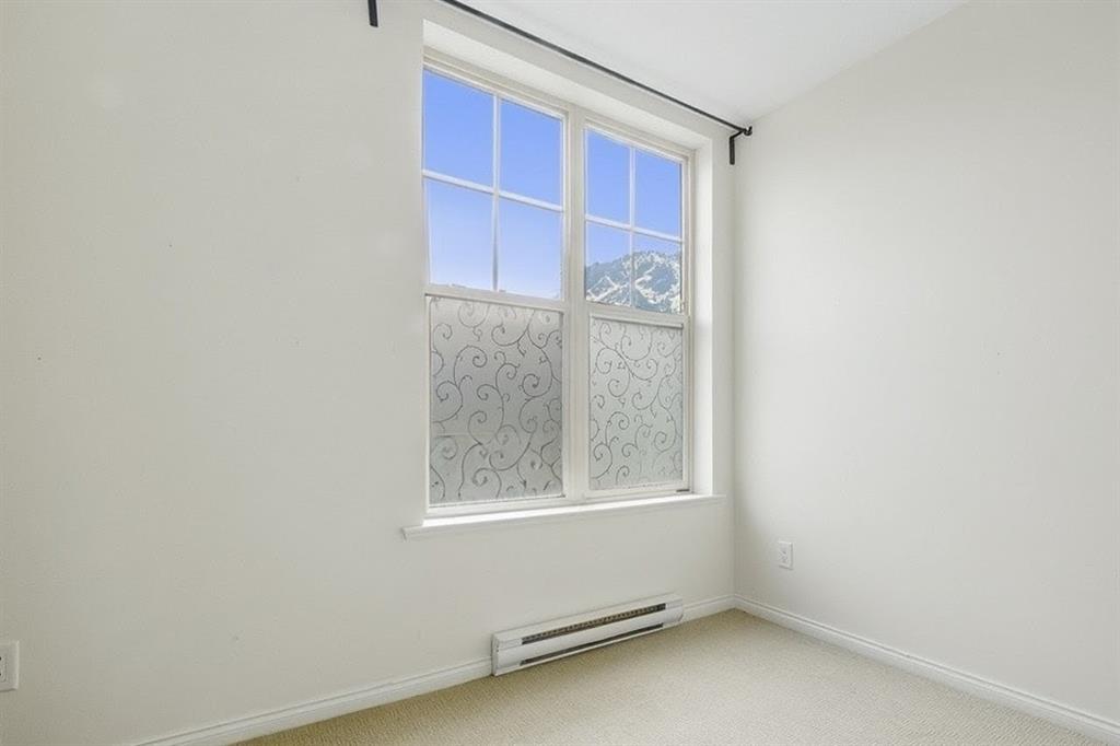 #201 – 1436 Portage Road