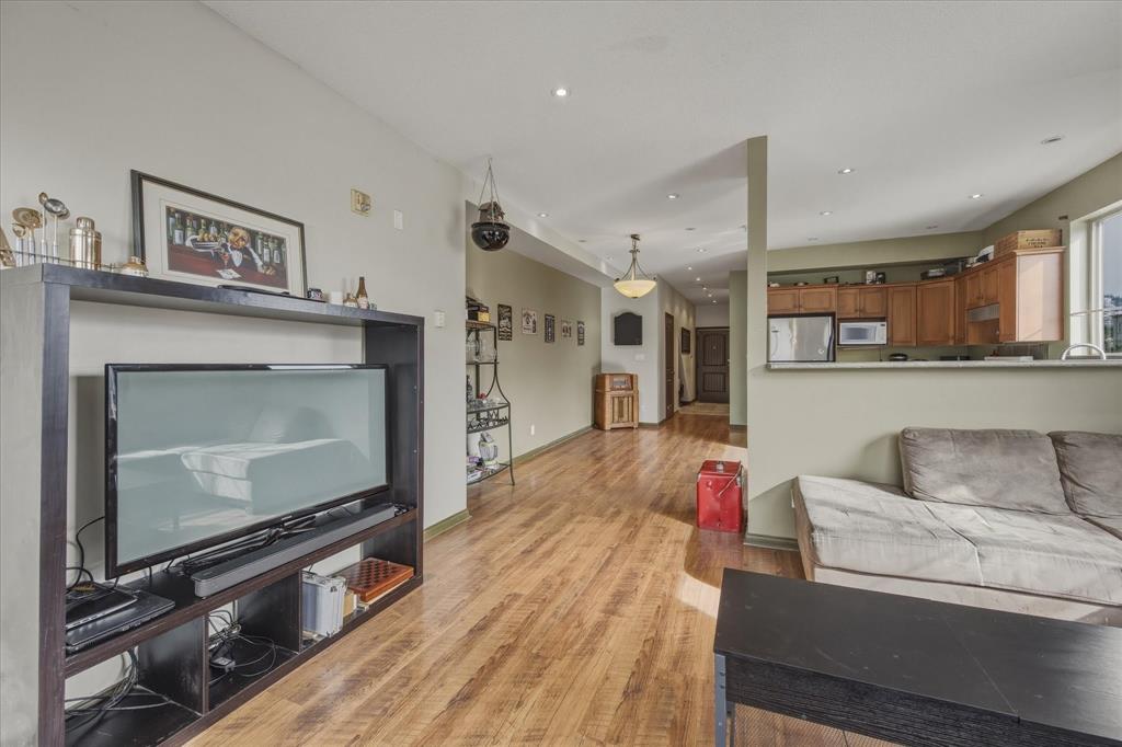 #201 – 1436 Portage Road