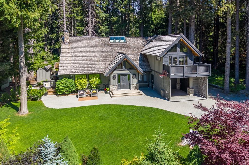 6725 Crabapple Drive