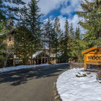 #1 – 4652 Blackcomb Way