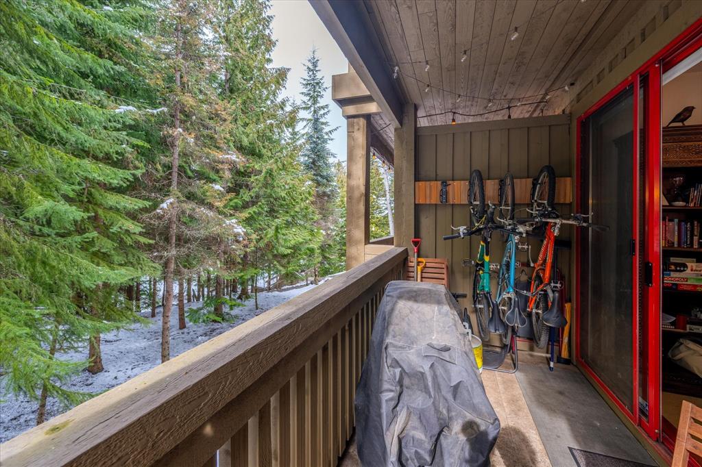 #1 – 4652 Blackcomb Way