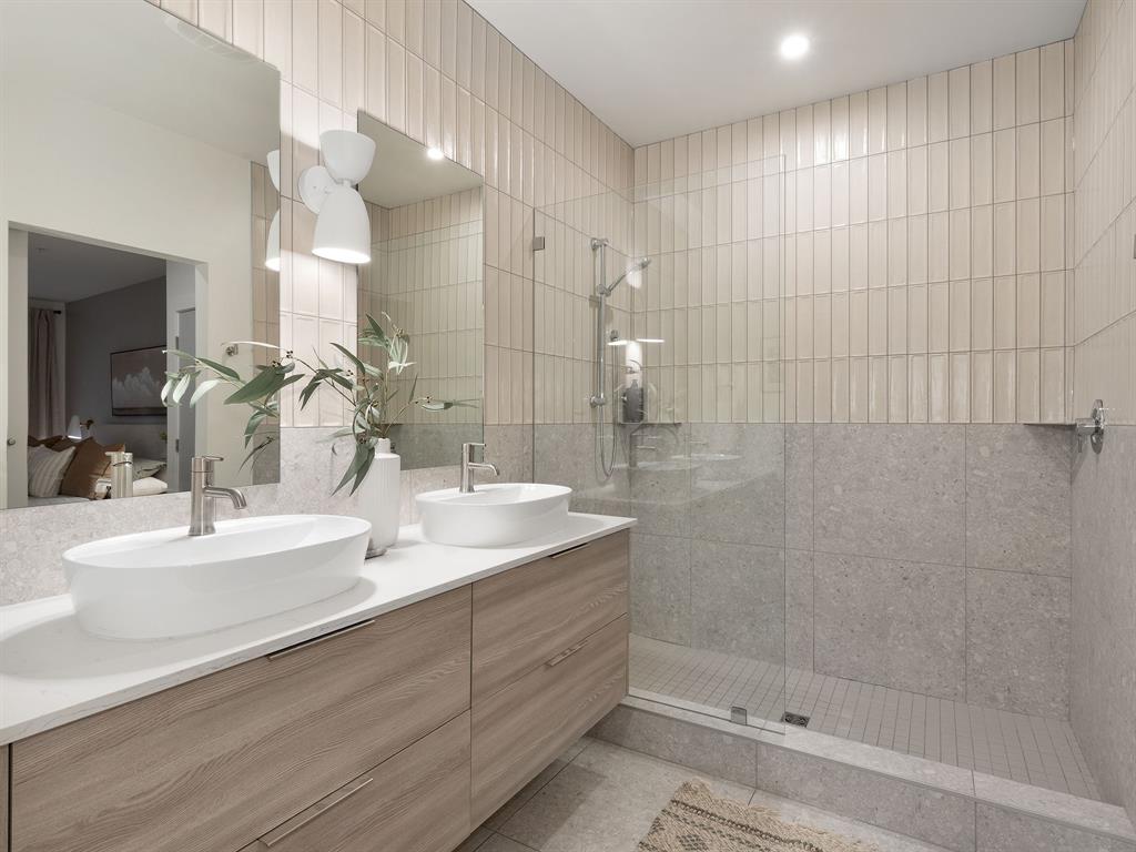 #208 – 4365 Northlands Boulevard